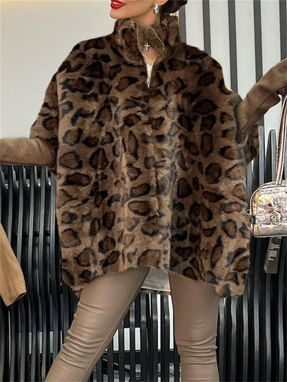 Women's cuddly fleece poncho in leopard print NOVAE