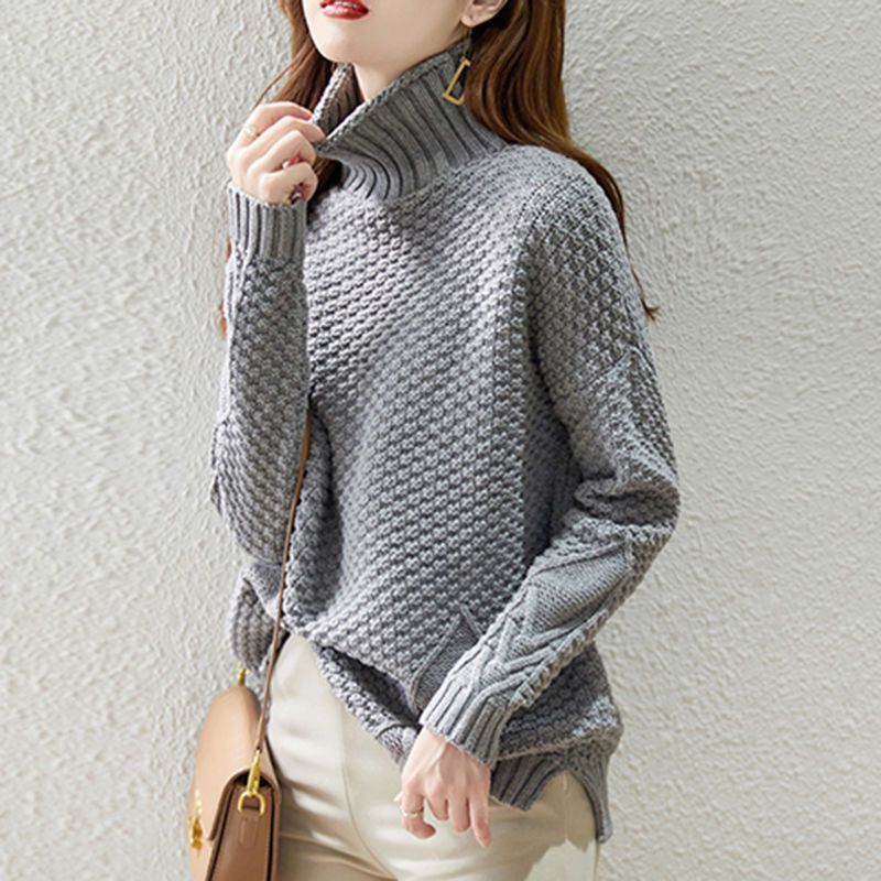 Women's chunky knit sweater with high collar and textured design NOVAE