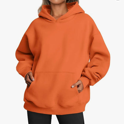 Women's hoodie with integrated pocket design and soft inner lining NOVAE
