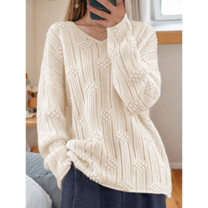 Women's knitted sweater with detailed pattern and V-neck NOVAE