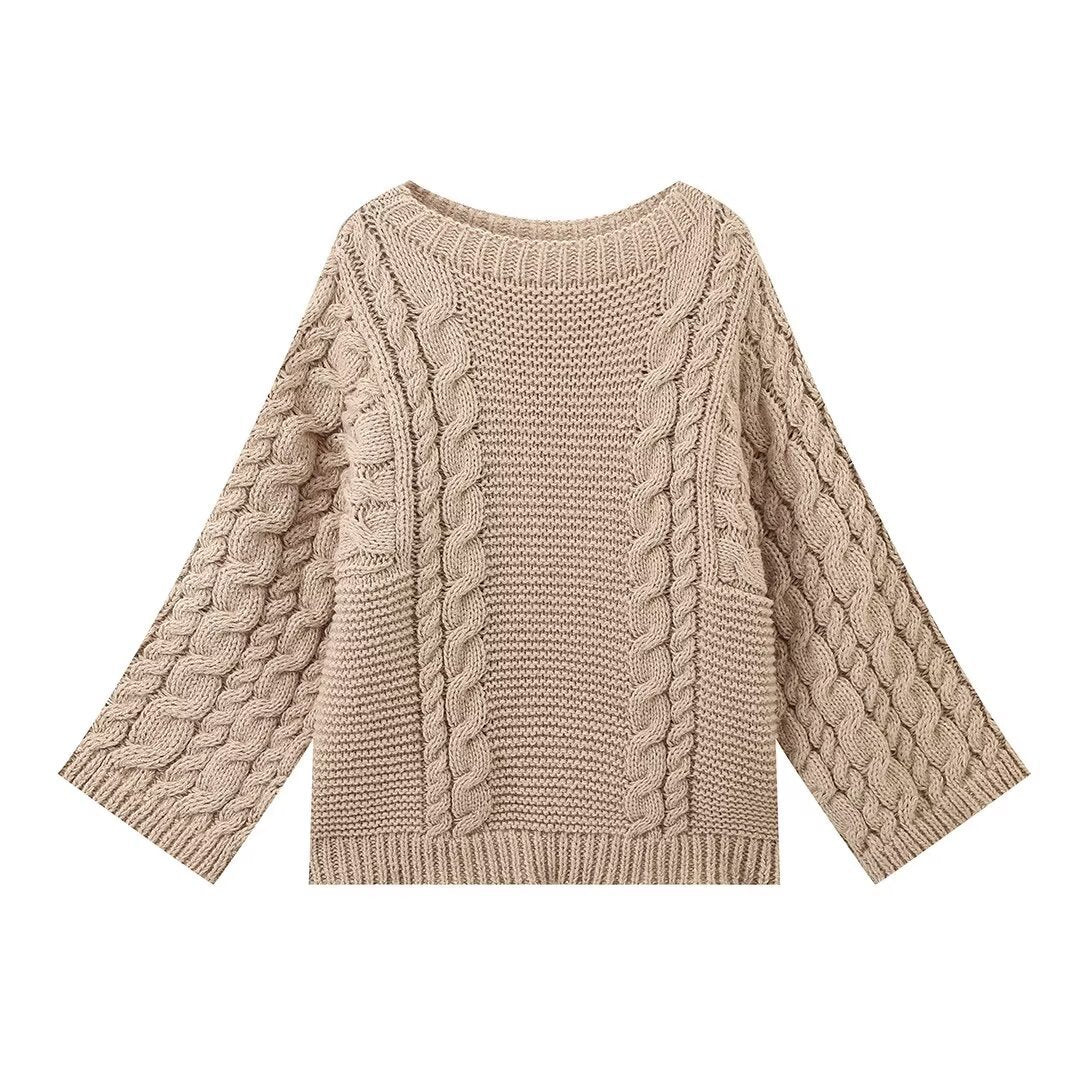 Women's cable-patterned, loose-fitting knit sweater NOVAE