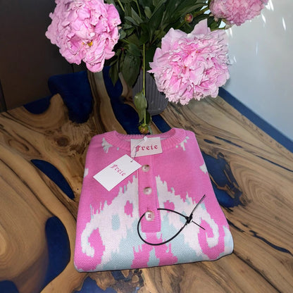 Women's knitted sweater with innovative pattern NOVAE