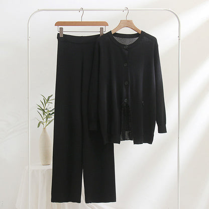 Women's knitted loungewear set with fine ribbing and striking button details NOVAE