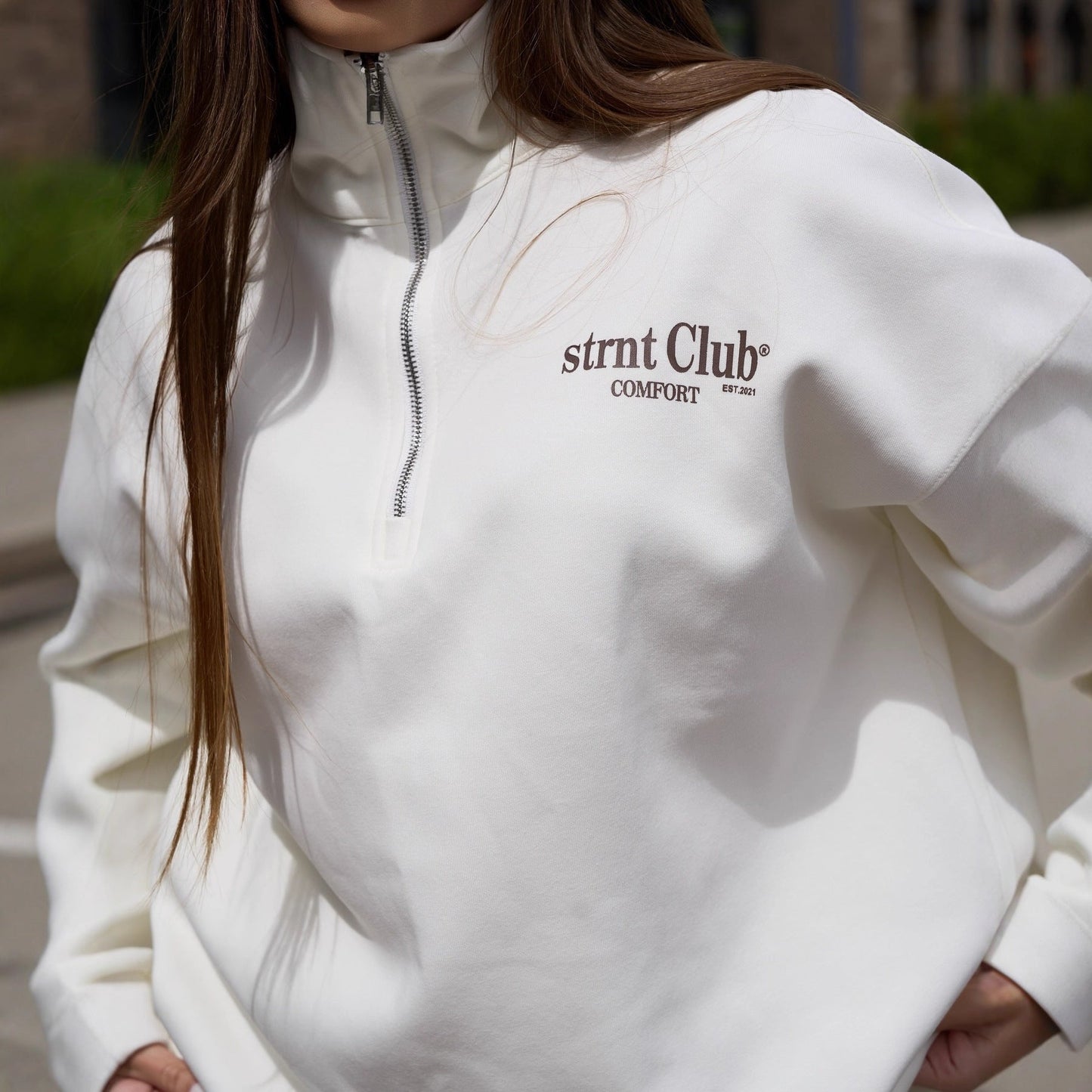 Women's half-zip hoodie with a relaxed fit NOVAE