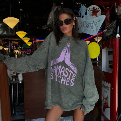 Women's oversized sweatshirt with creative lettering and a relaxed fit NOVAE