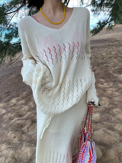 Women's airy knit top with V-neck and batik pattern NOVAE