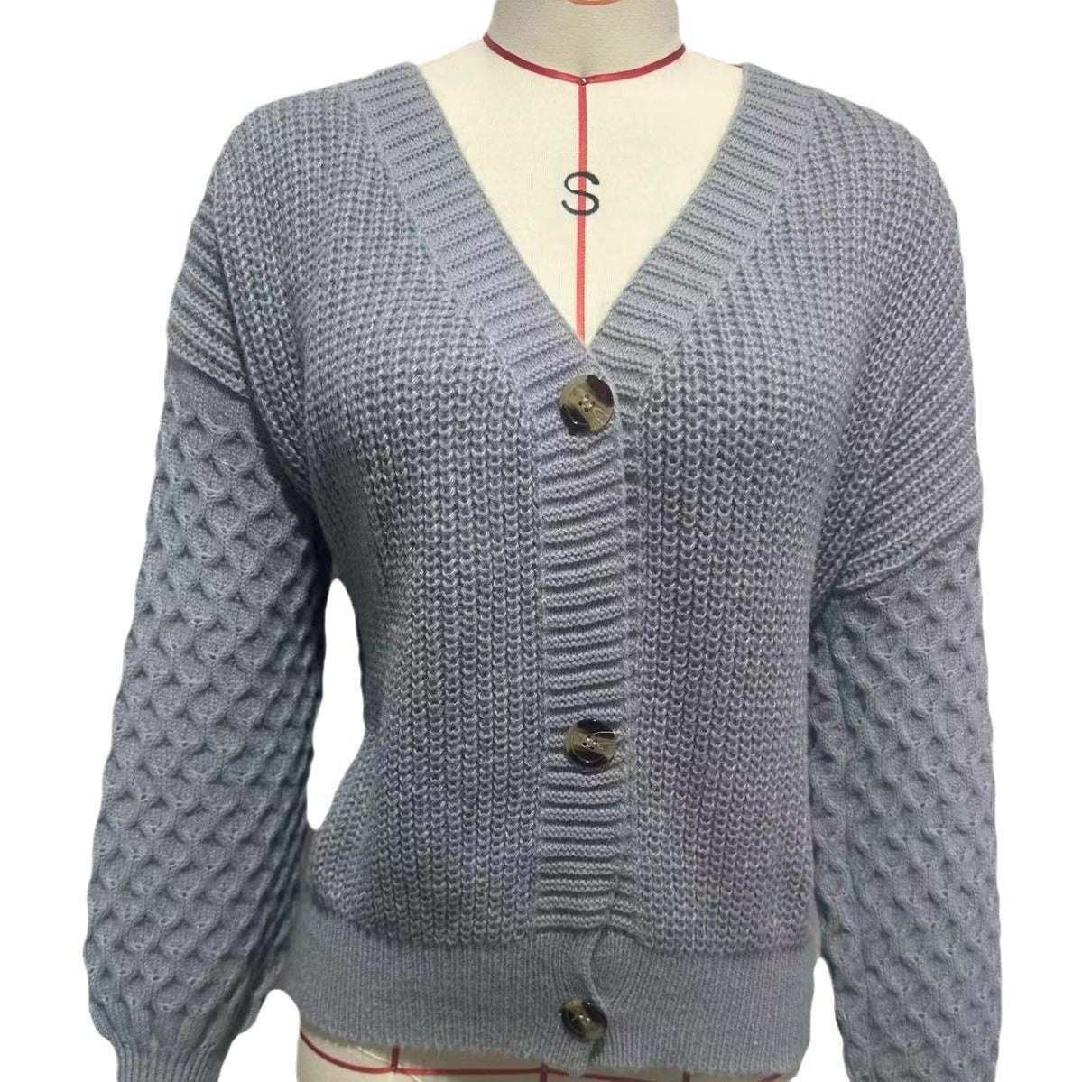 Women's cardigan with cable pattern and elegant design NOVAE