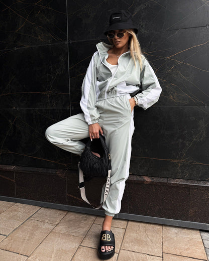 Women's fashionable jumpsuit with high collar and elastic waistband NOVAE