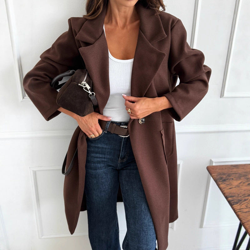 Women's transitional jacket made of soft, warm material with a casual cut NOVAE