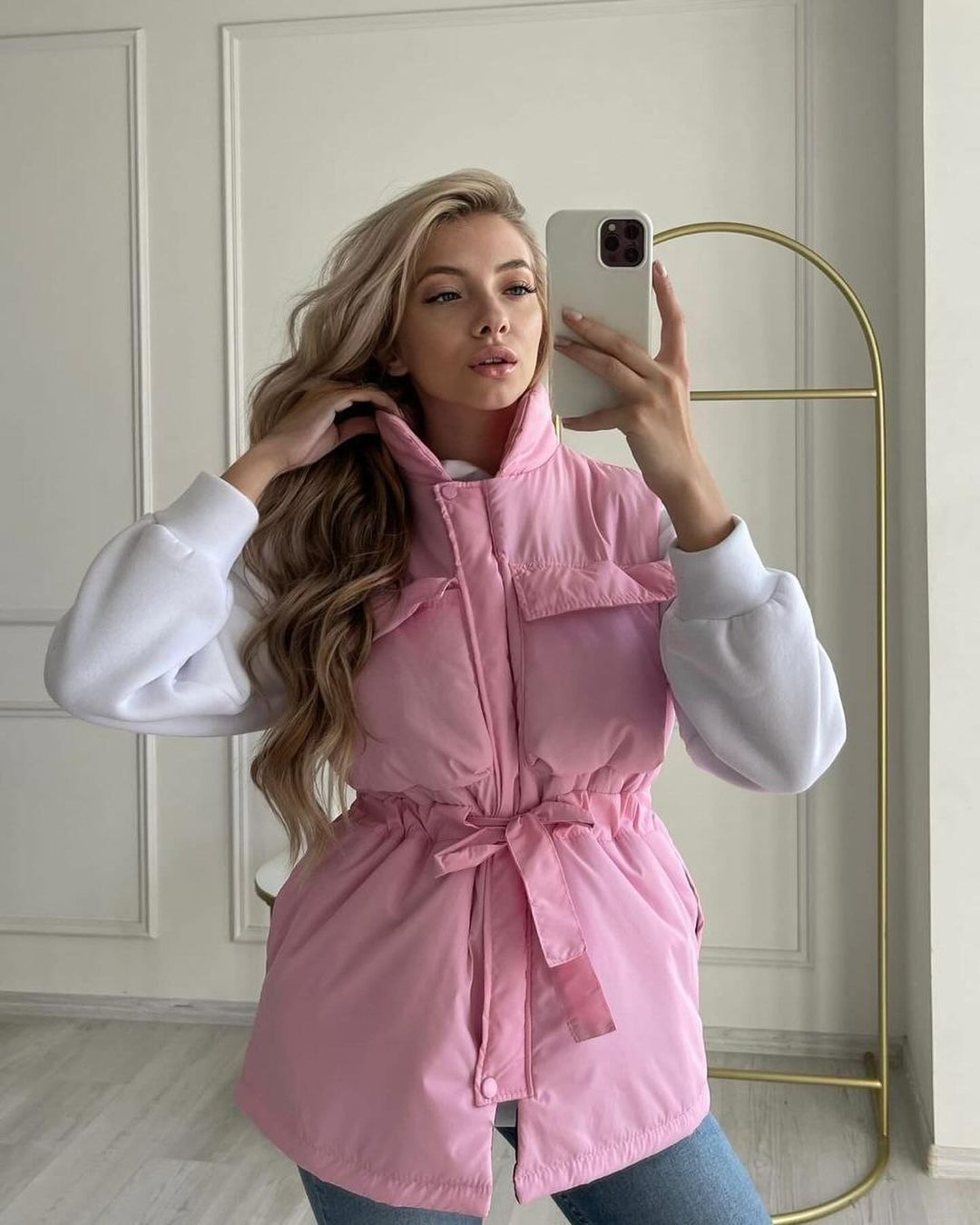 Women's sporty vest with hood and drawstring waist NOVAE