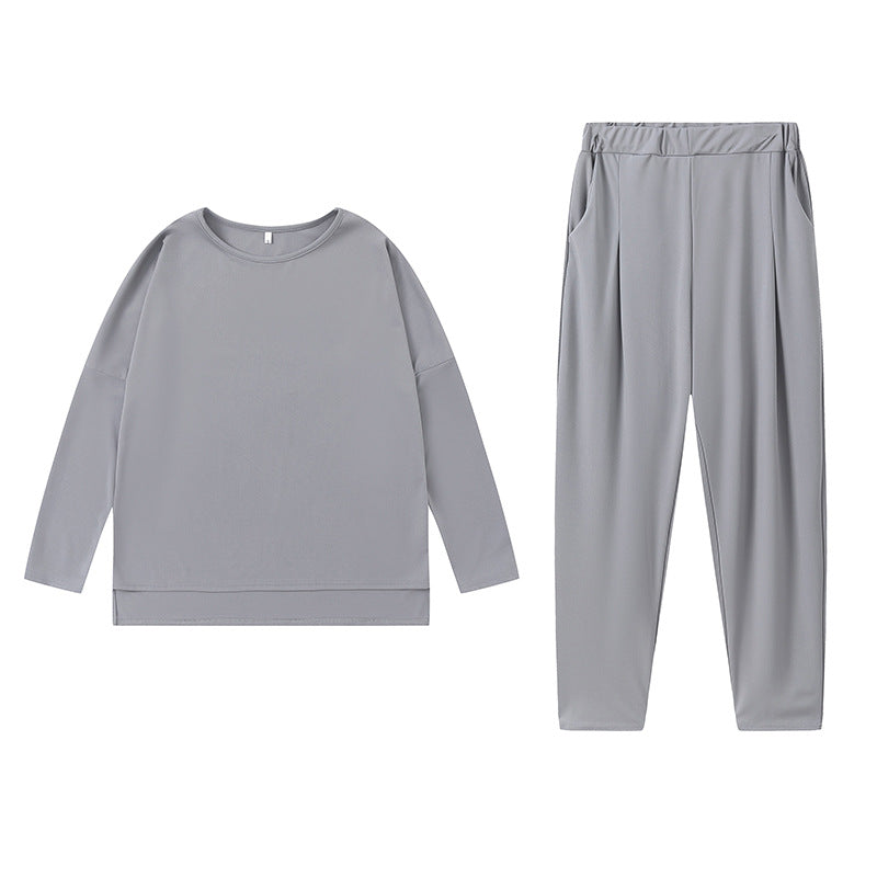 Women's sporty sweat outfit with elastic waistband and spacious pockets NOVAE