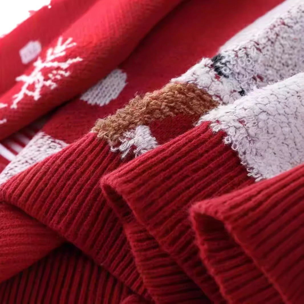 Women's festive knit sweater with reindeer motif and snowflakes NOVAE