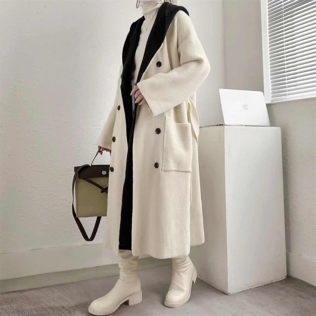 Women's Elegant Long Coat with Belt and Contrasting Sleeves NOVAE
