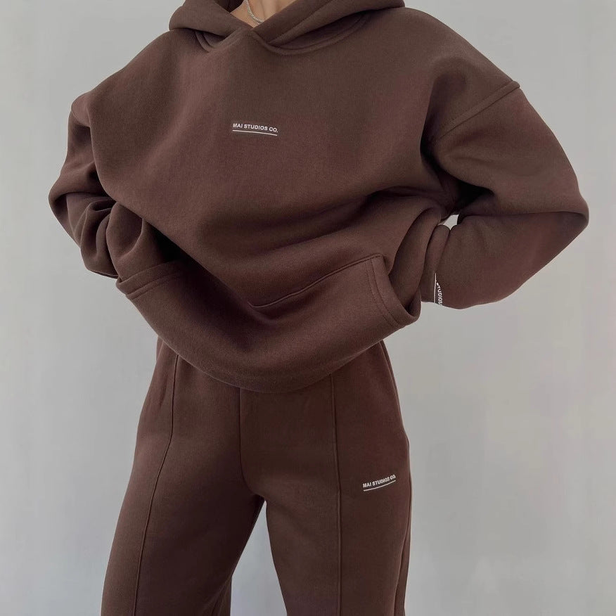 Women's Comfortable Oversized Hoodie with Kangaroo Pocket and Modern NOVAE Logo