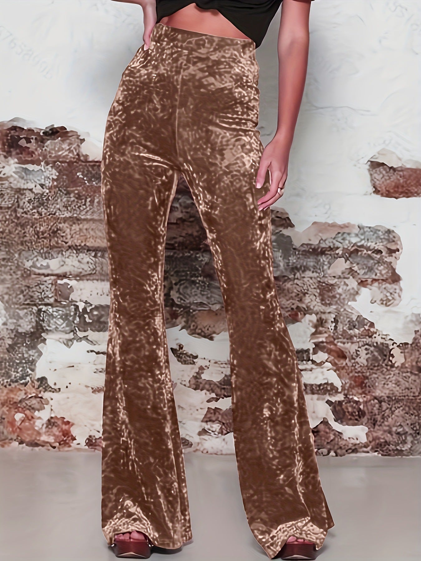 Women's flared trousers in luxurious velvet with a high waist NOVAE