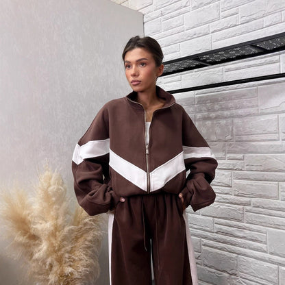 Women's tracksuit with contrasting inserts NOVAE