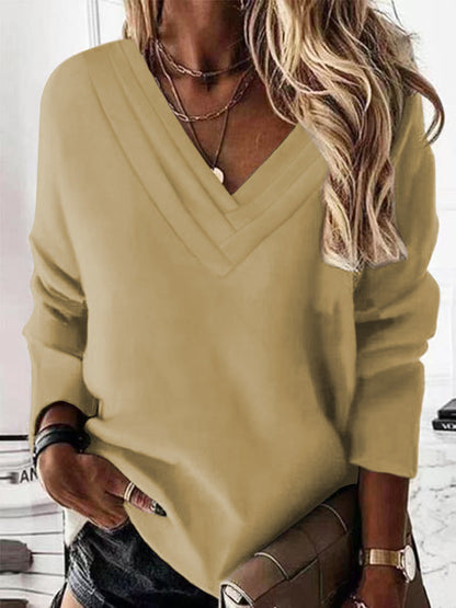Women's V-neck sweatshirt with elegant pleated details NOVAE