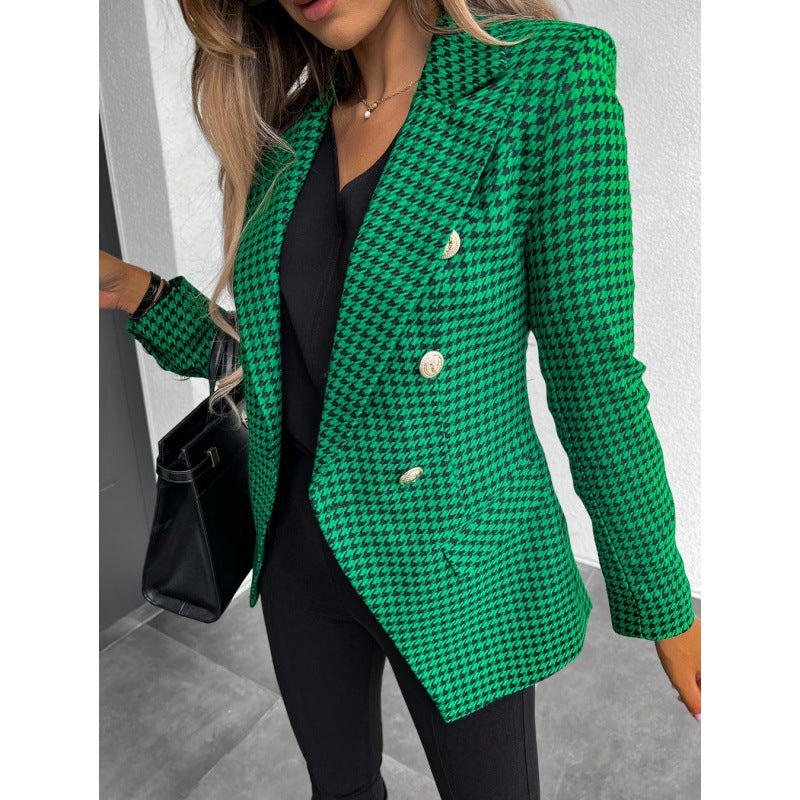 Women's checked blazer in a modern cut with double-breasted button fastening and elegant details NOVAE