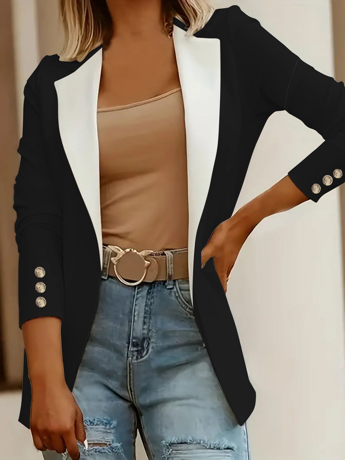Women's Elegant Blazer with Contrasting Panels NOVAE