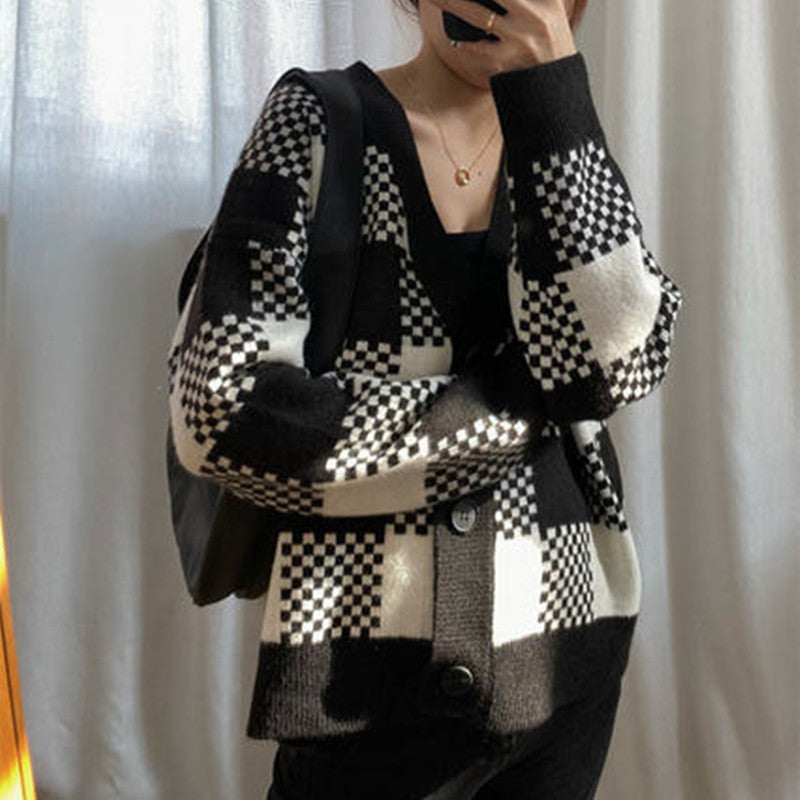 Women's chunky knit cardigan with contrasting check pattern and button details NOVAE