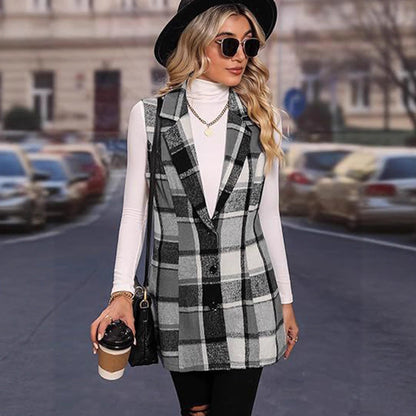 Women's long jacket in a modern check design NOVAE