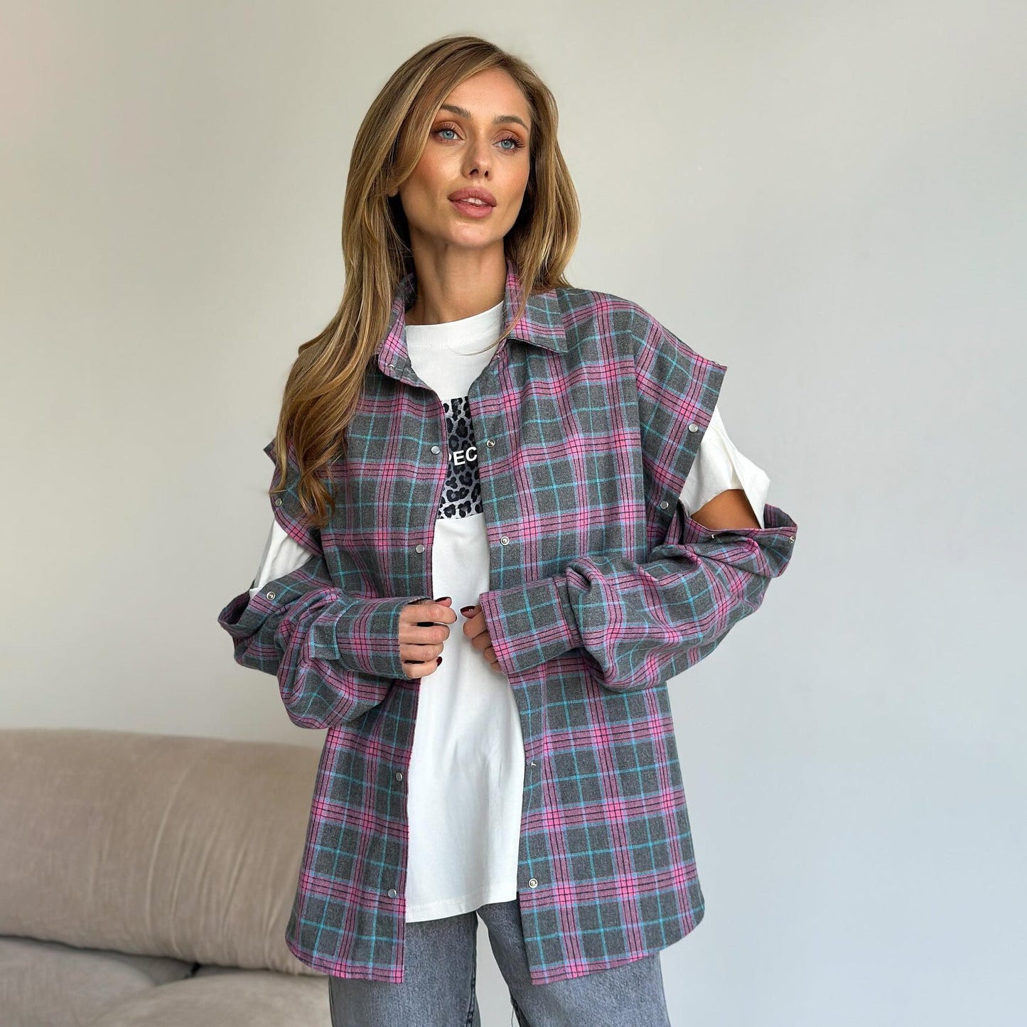 Women's checked overshirt with unique cut and fashionable detail NOVAE