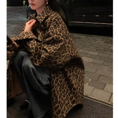 Women's oversized shirt jacket in fashionable leopard print NOVAE