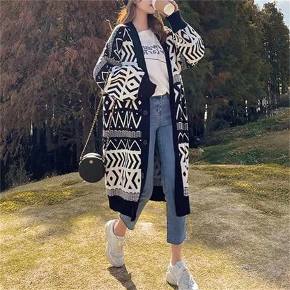 Women's Long Cardigan with Graphic Design and Deep Pockets NOVAE