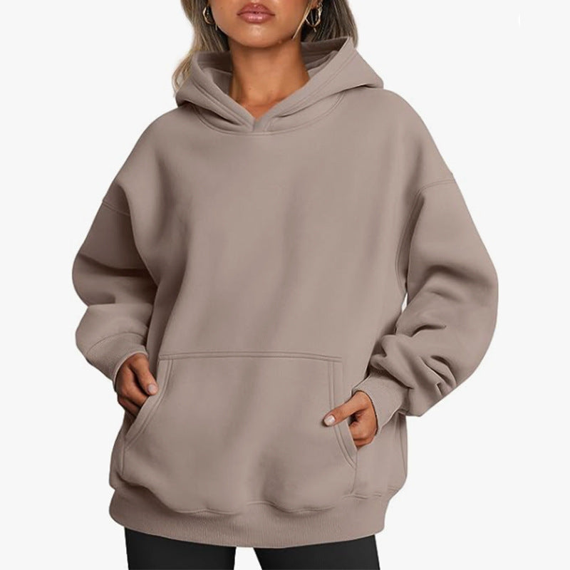 Women's hoodie with integrated pocket design and soft inner lining NOVAE