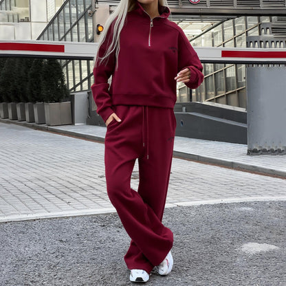 Women's casual tracksuit with high-closing zipper and relaxed fit NOVAE