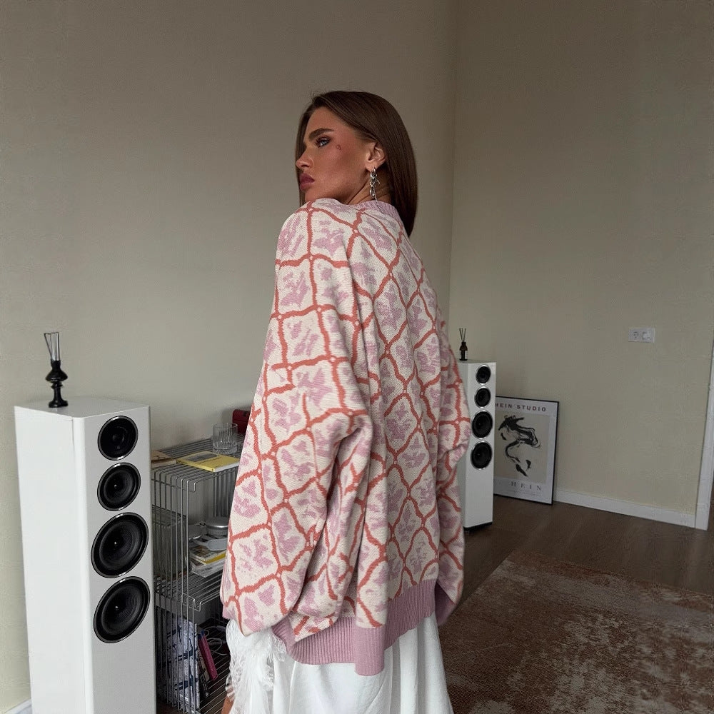 Women's casual knit sweater with a modern pattern NOVAE