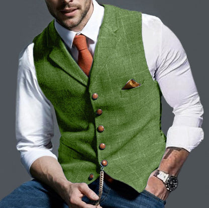 Men's stylish vest with elegant wooden buttons NOVAE