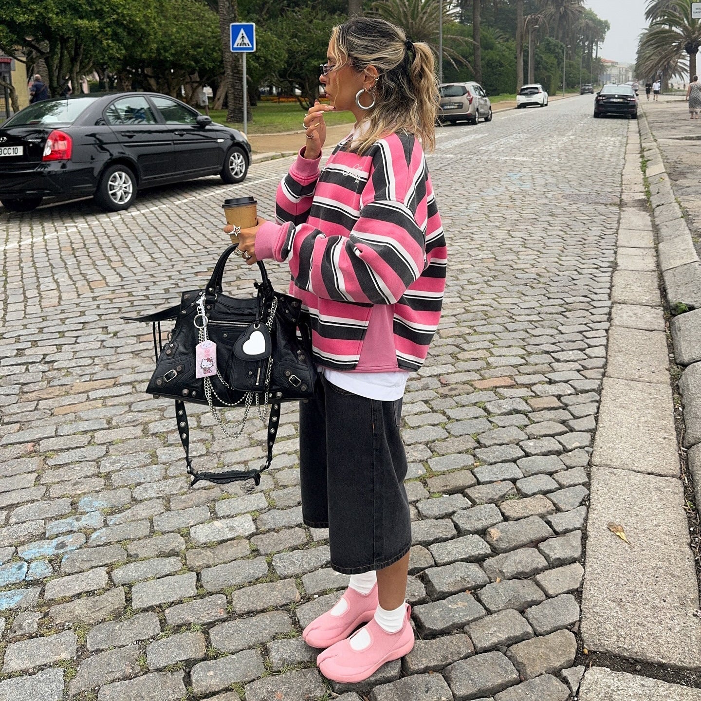 Women's casual striped sweater with a modern cut NOVAE