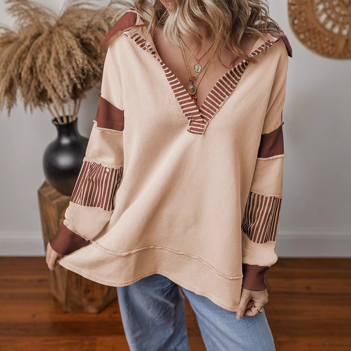 Women's casual sweater with shirt collar and striped sleeves NOVAE