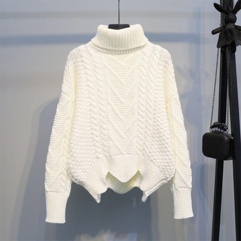 Women's chunky knit sweater with high collar and cable pattern NOVAE