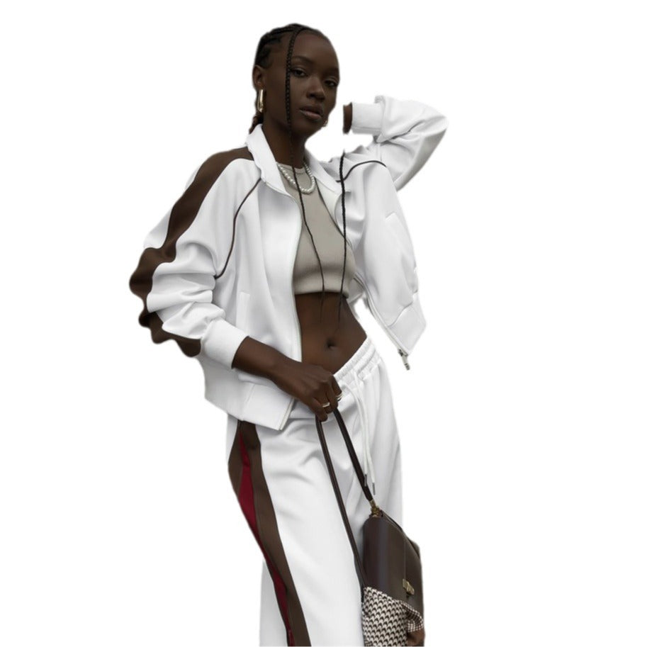 Women's sporty hooded jacket with a modern cut and contrasting details NOVAE