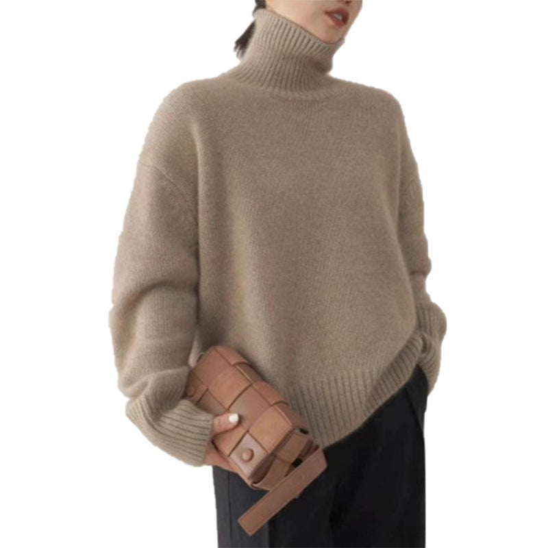 Women's Cozy Turtleneck Sweater made of High-Quality Wool NOVAE