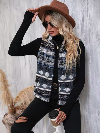 Women's plush vest with contemporary ethnic pattern and full-length zipper NOVAE