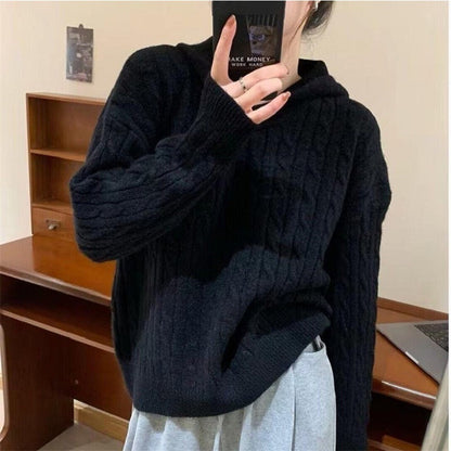 Women's Cozy Knit Sweater with Hood and Cable Pattern NOVAE