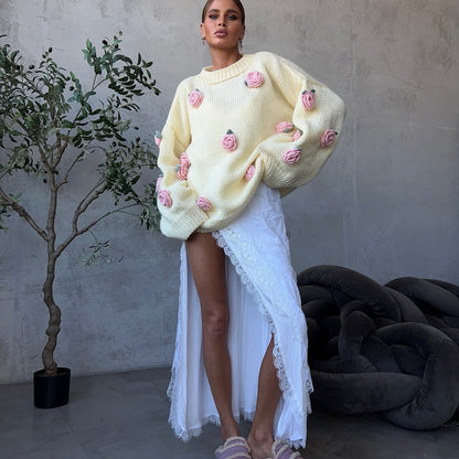 Women's knit sweater with floral appliqués and a relaxed fit NOVAE