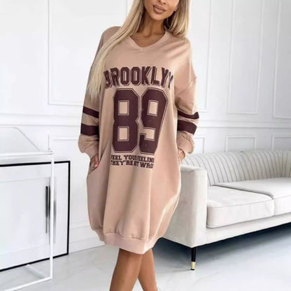 Women's casual oversized sports dress with V-neck and contrasting sleeves NOVAE