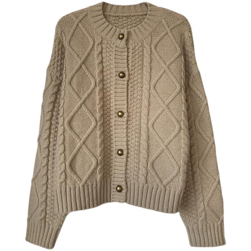 Women's chunky knit cardigan with button details and cable pattern NOVAE
