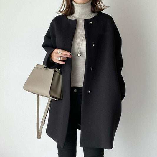 Women's Elegant Oversized Wool Coat with Double Button Closure and Side Pockets NOVAE