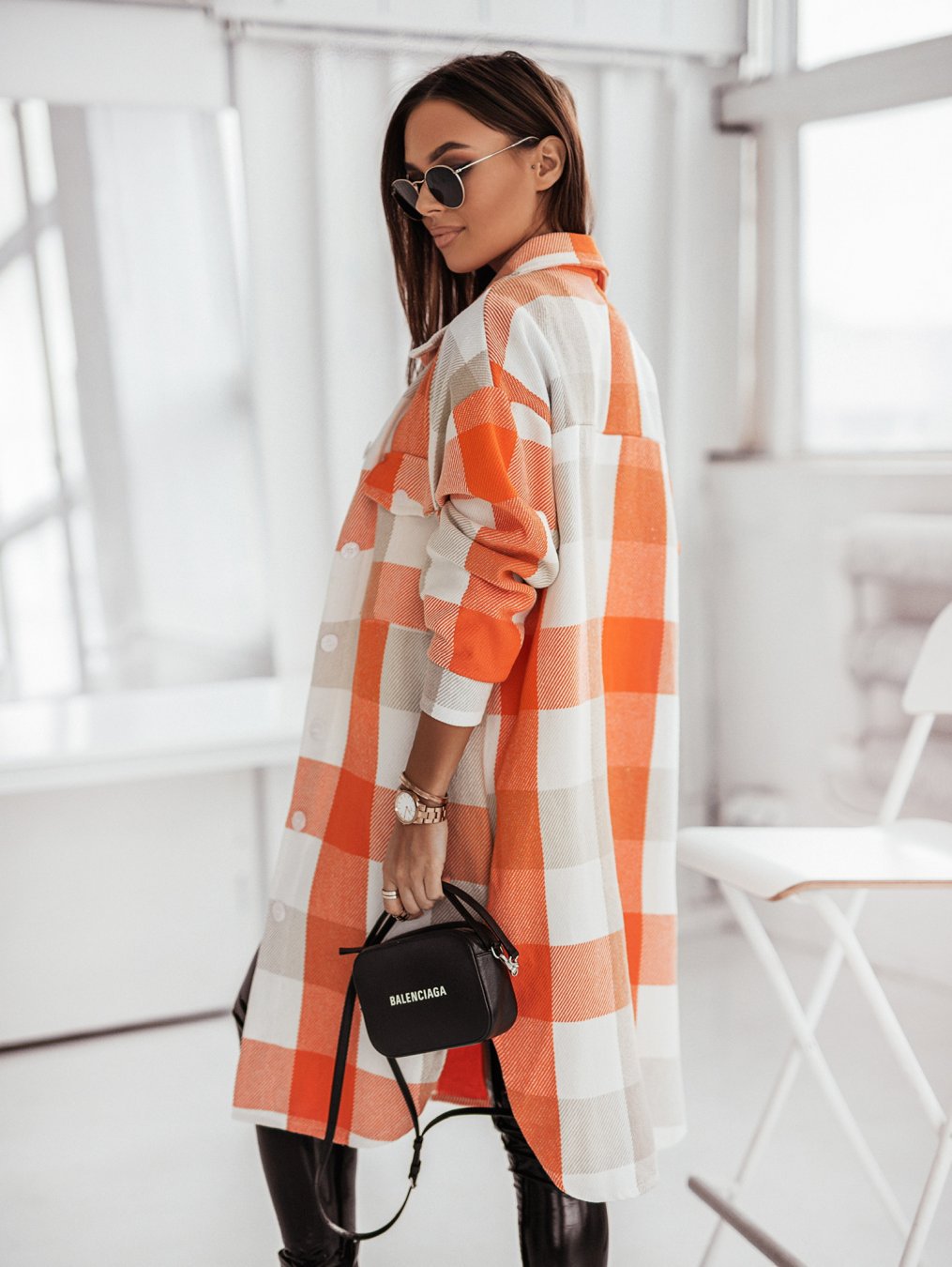 Women's checked button-up coat with rounded hem NOVAE