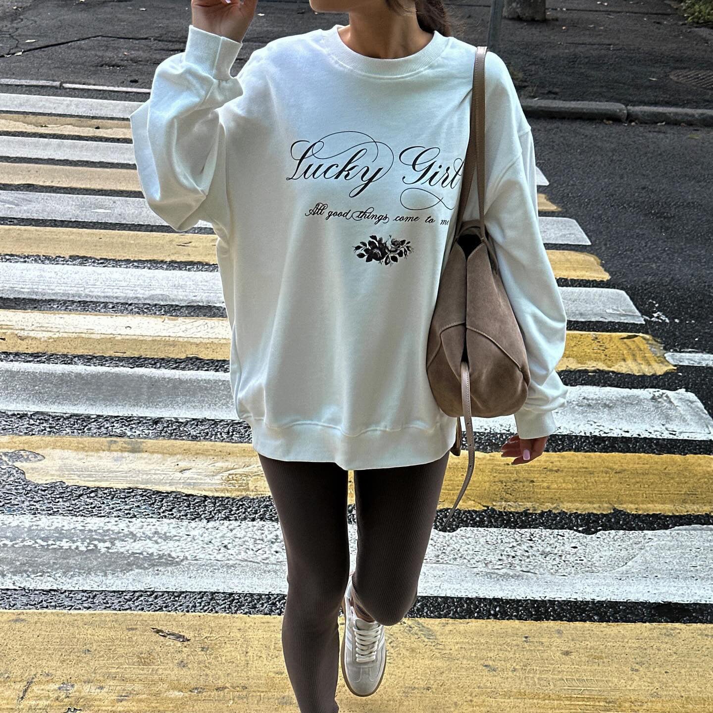 Women's casual sweatshirt with elegant NOVAE lettering
