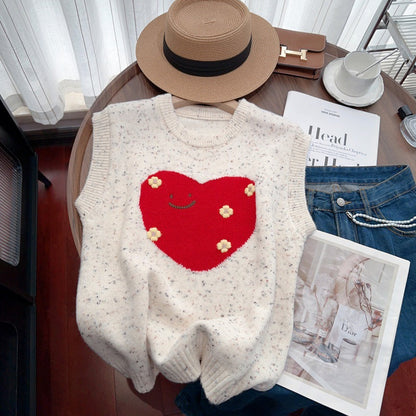 Women's sweetly designed knitted vest with heart motif and sleeveless NOVAE