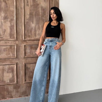 Women's cropped denim jacket with practical button closure and modern look NOVAE