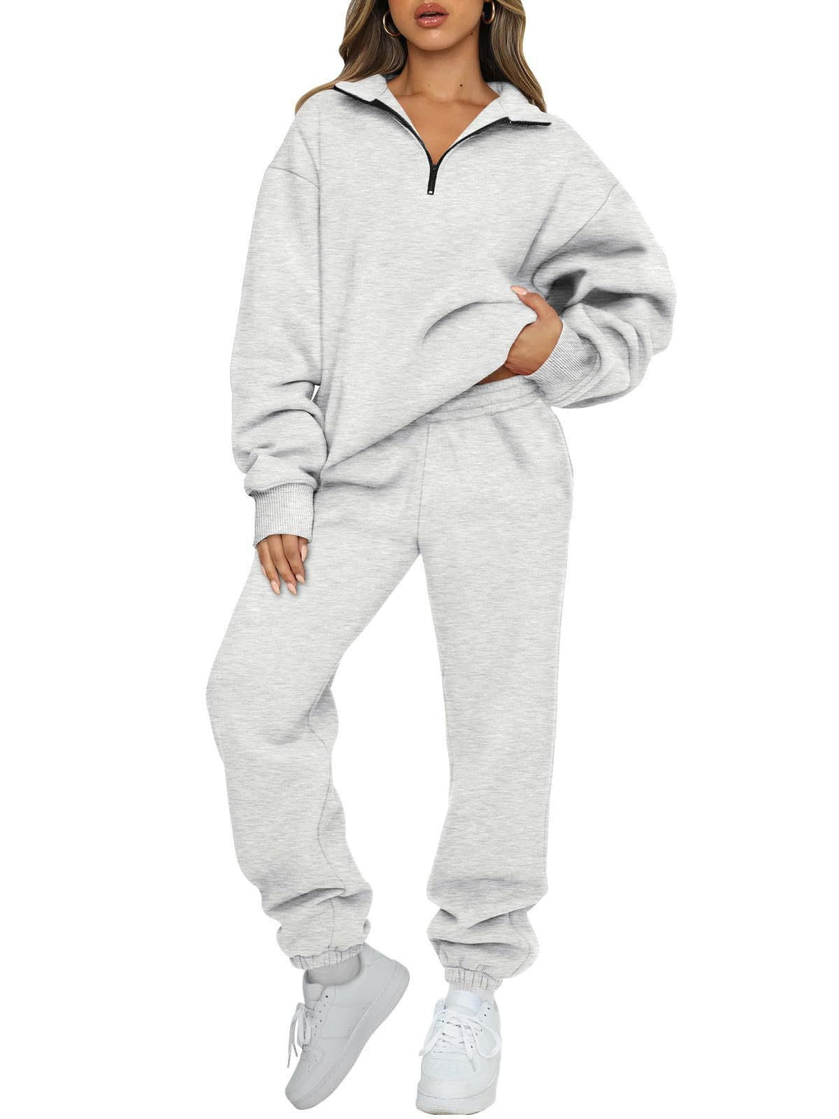 Women's casual hoodie tracksuit with zip and waistband-free trousers NOVAE