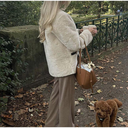 Women's cozy teddy jacket with high-quality leather workmanship NOVAE