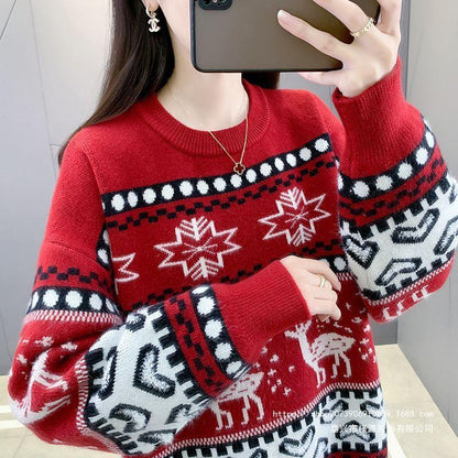 Women's chunky knit sweater with festive reindeer motif and modern design NOVAE